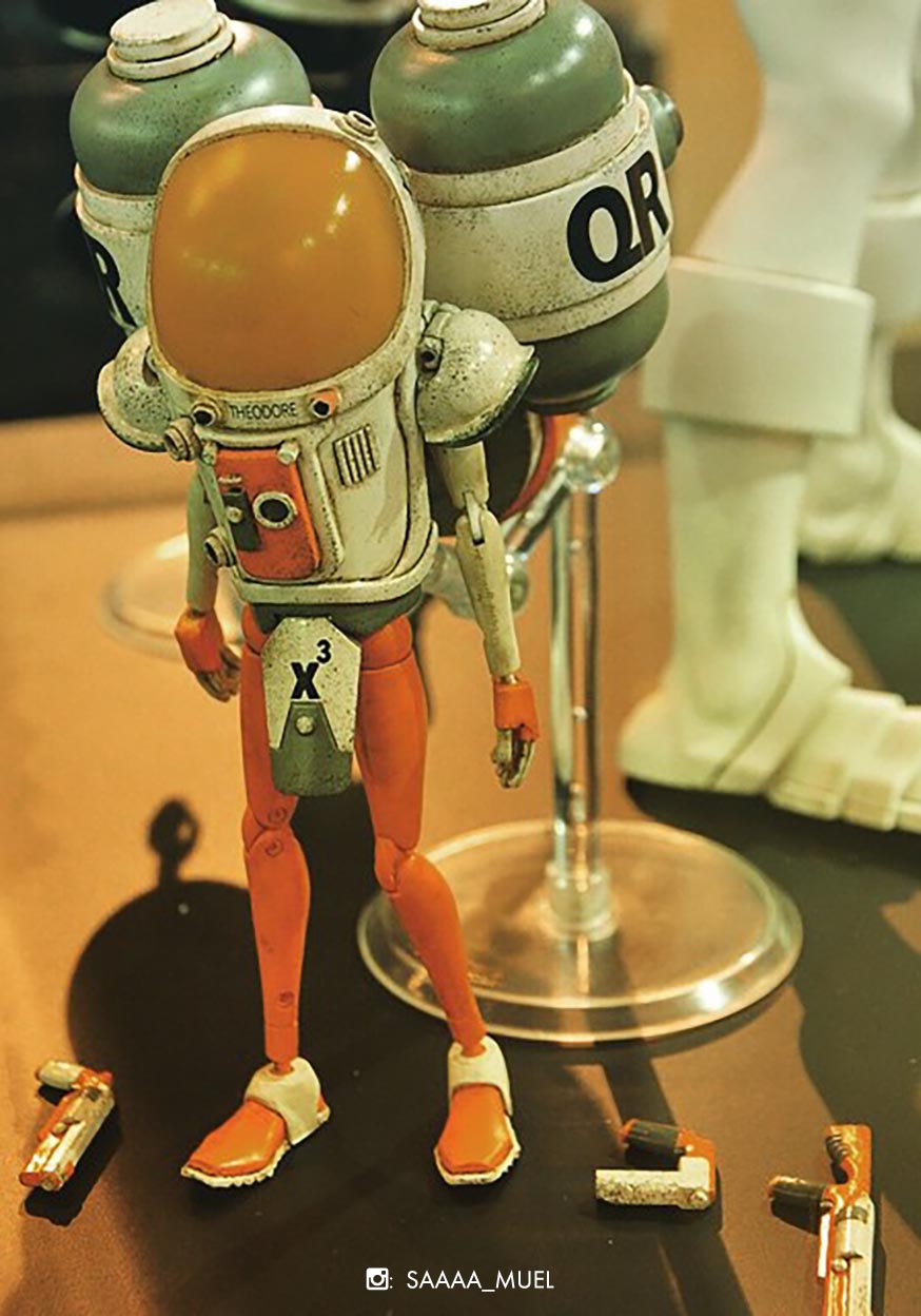 String Divers Quantum Ranger Theodore Orange