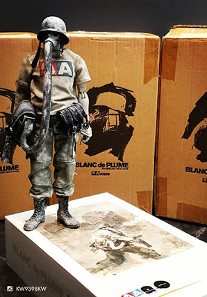 Blanc de Plume by Ashley Wood, 3A Toys