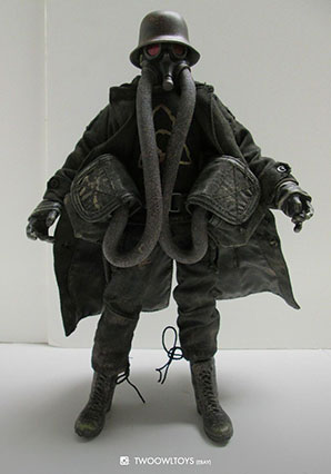 WWR NOM Commander Post Fire by Ashley Wood, 3A Toys