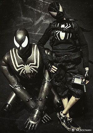 Peter Parker Spider Man Stealth Edition - MAR - Ashley Wood