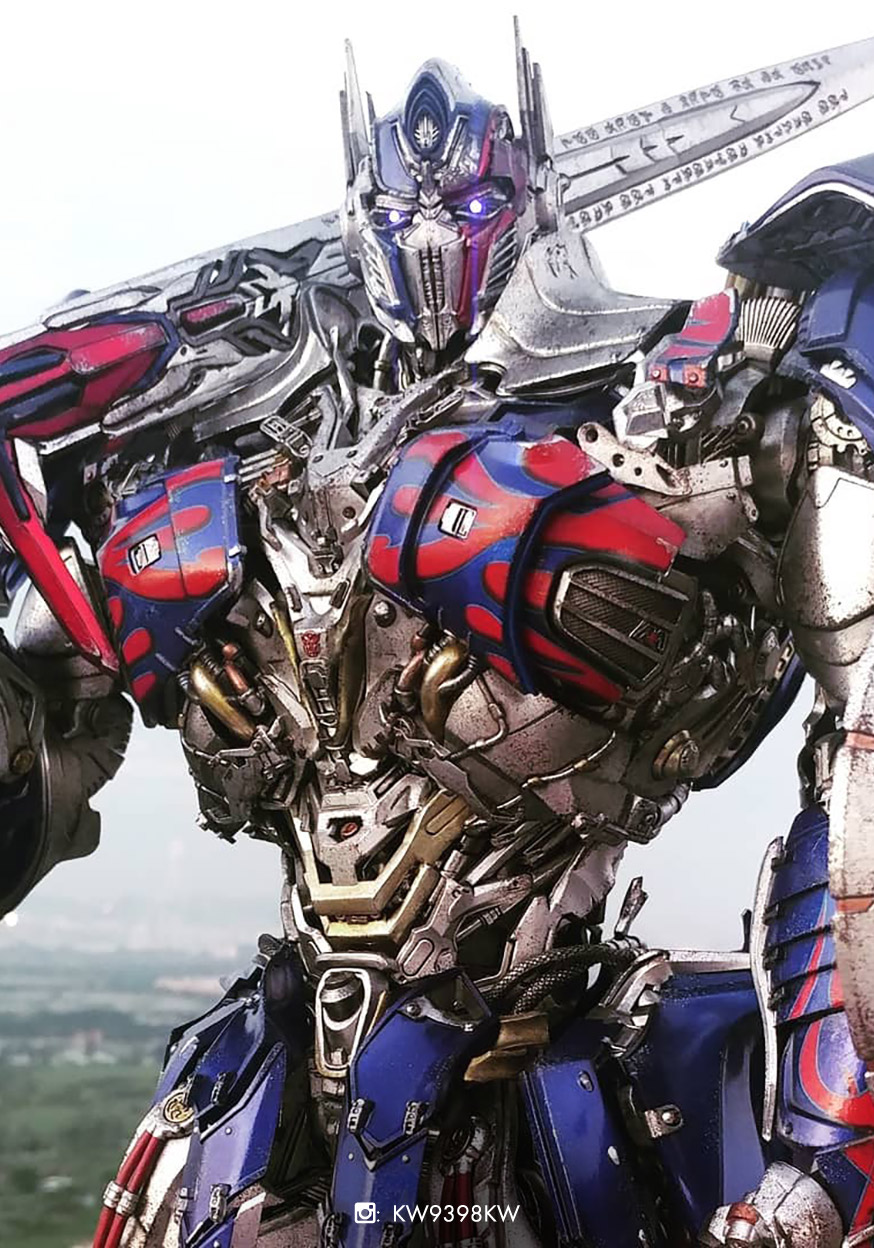 Optimus Prime TLK Premium
