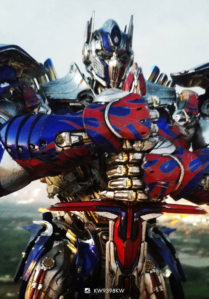 Optimus Prime TLK Premium
