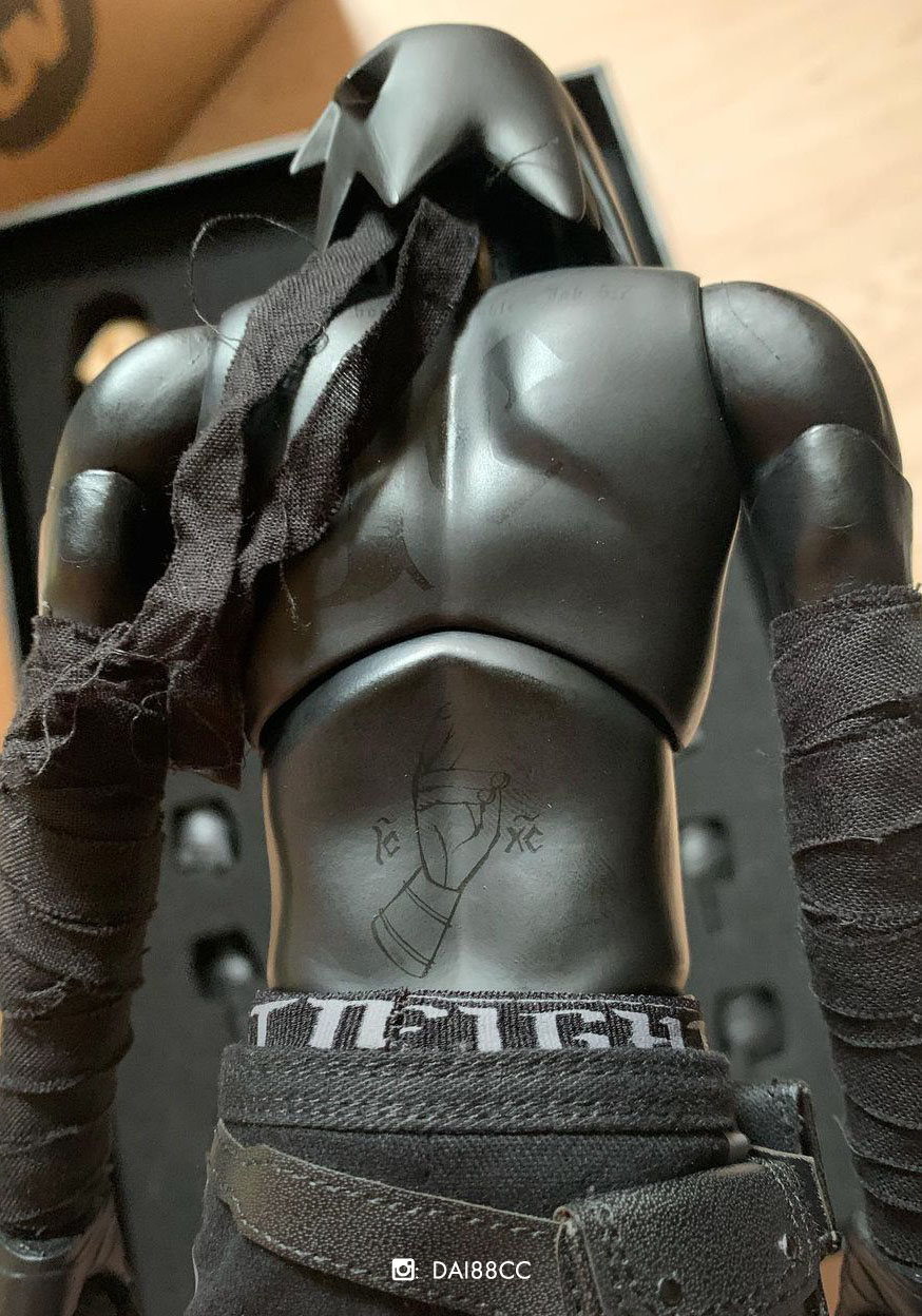 JC Raven Boxer